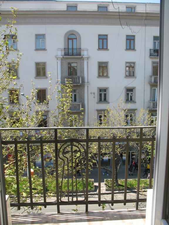 Vera Garden Apartment Tbilisi Esterno foto